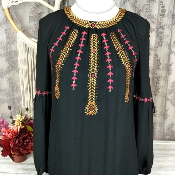 BEBE beaded and embroidered trim dress - Picture 4 of 15